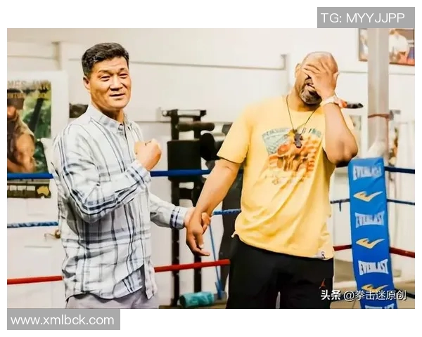 罗伊琼斯与霍普金斯的传奇对决揭示拳坛历史的巅峰时刻